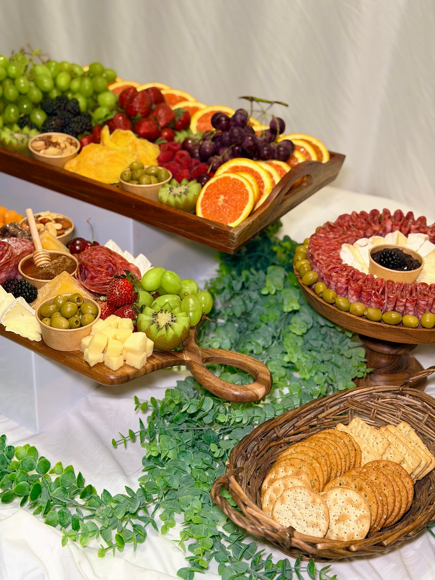 Harvest Fruit Board